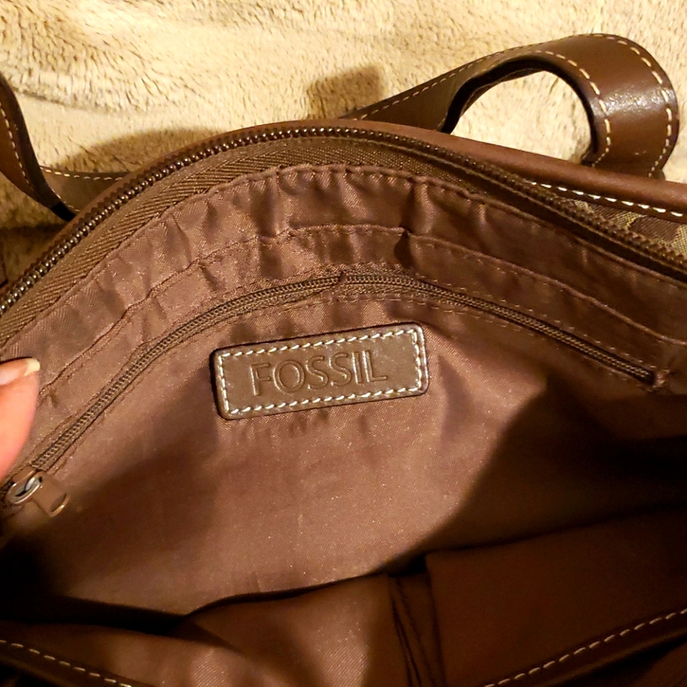 Fossil Purse - Picture 9 of 11